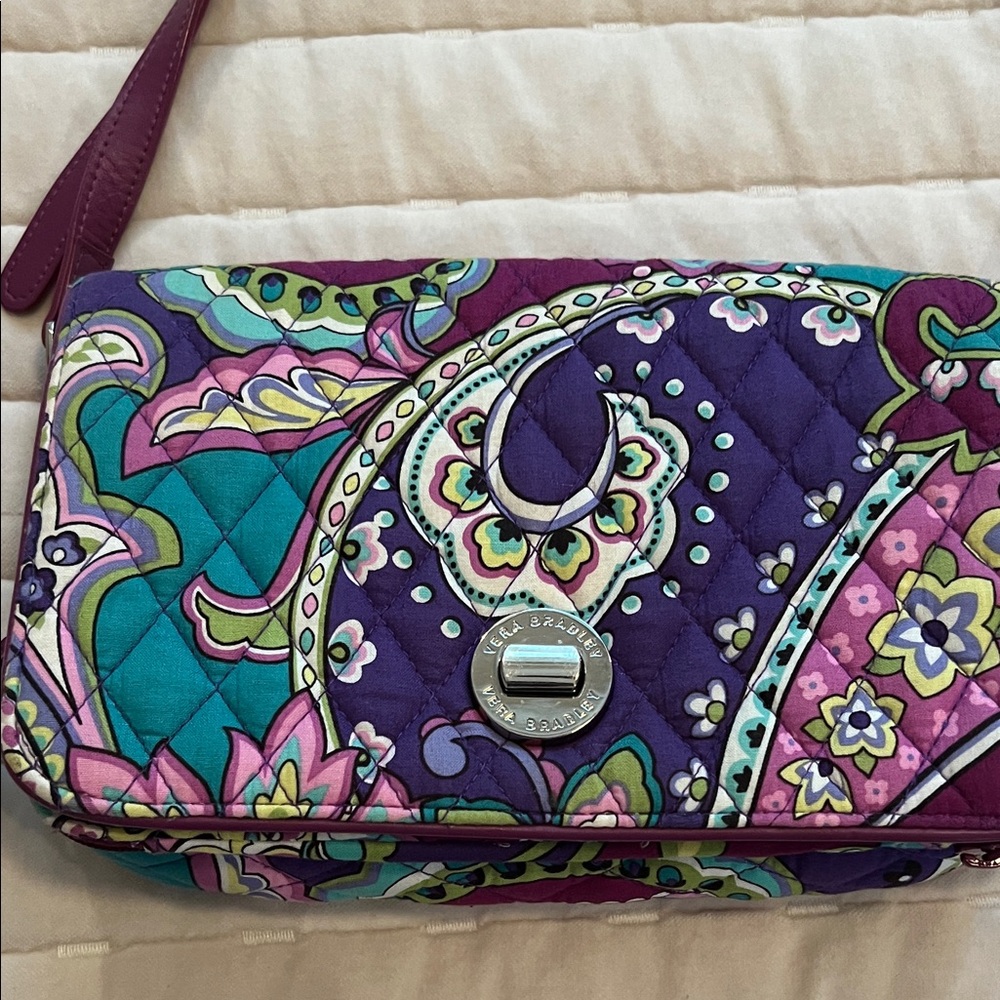 Vera Bradley Multicolor Quilted Wristlet**NEW**